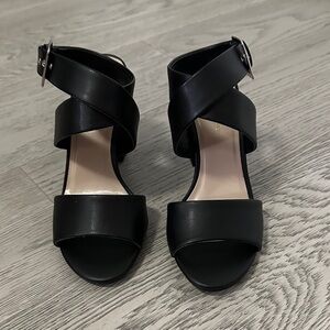 Le Chateau Black Heels with Wide Straps